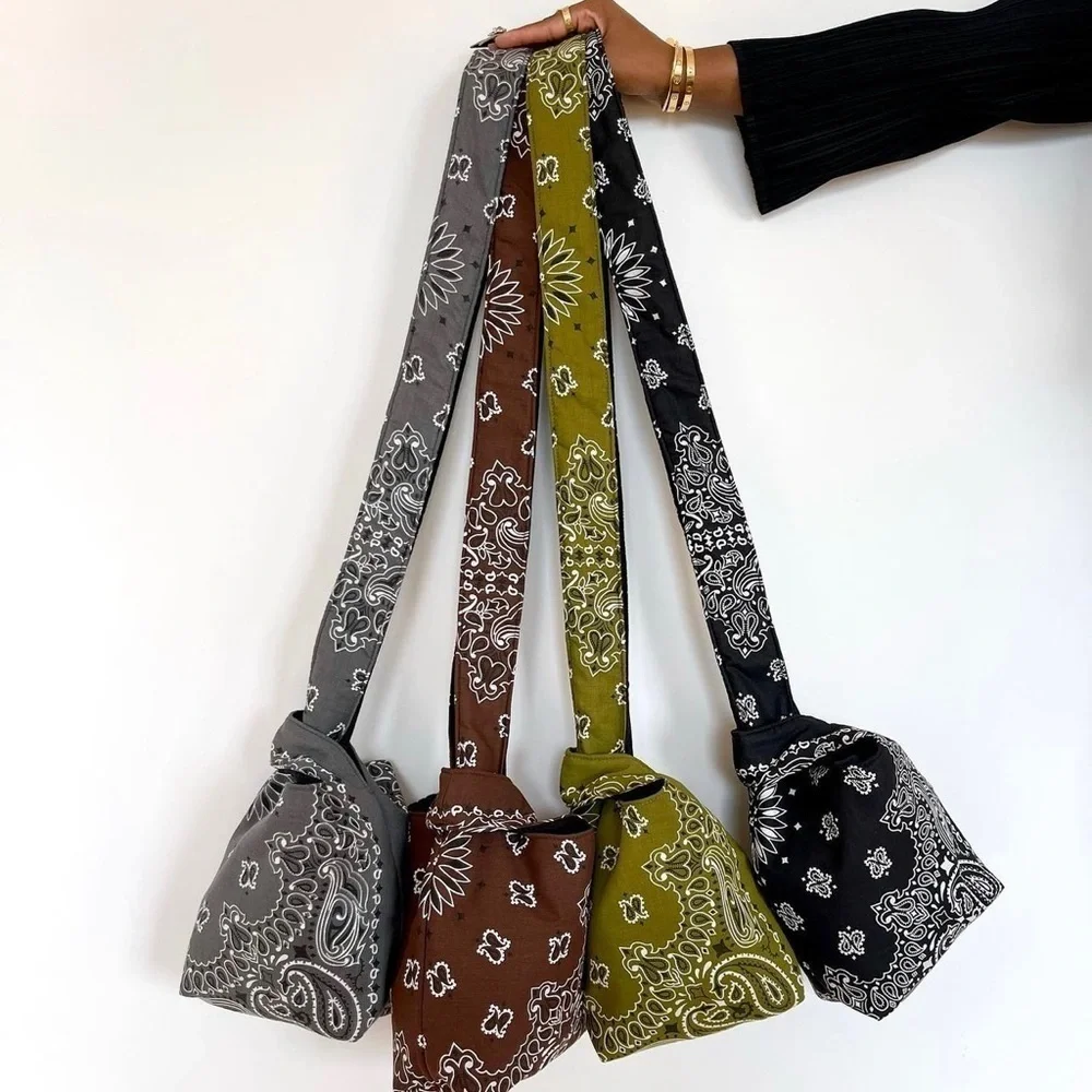yaito black paisley